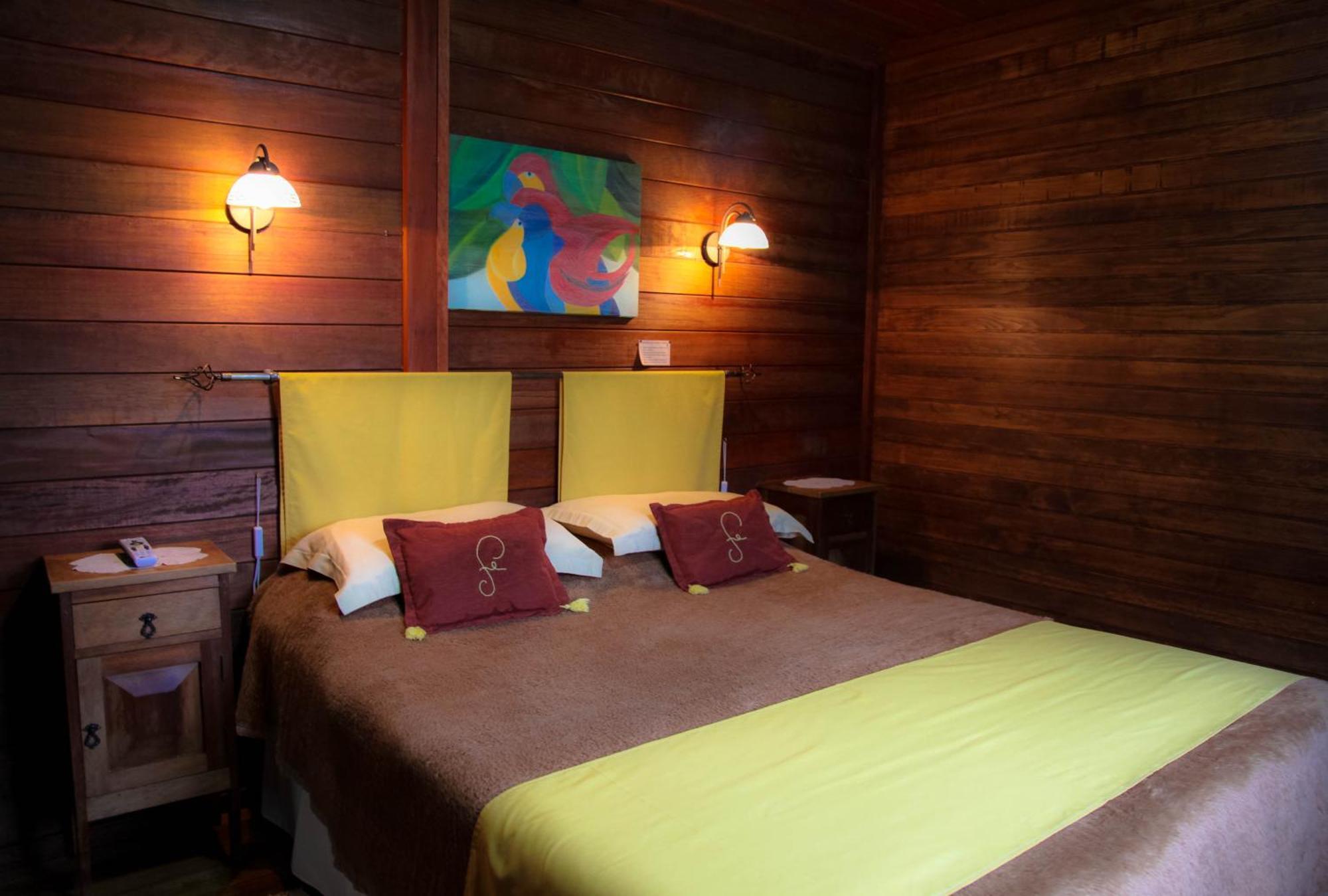 Fogo Eterno Lodge *