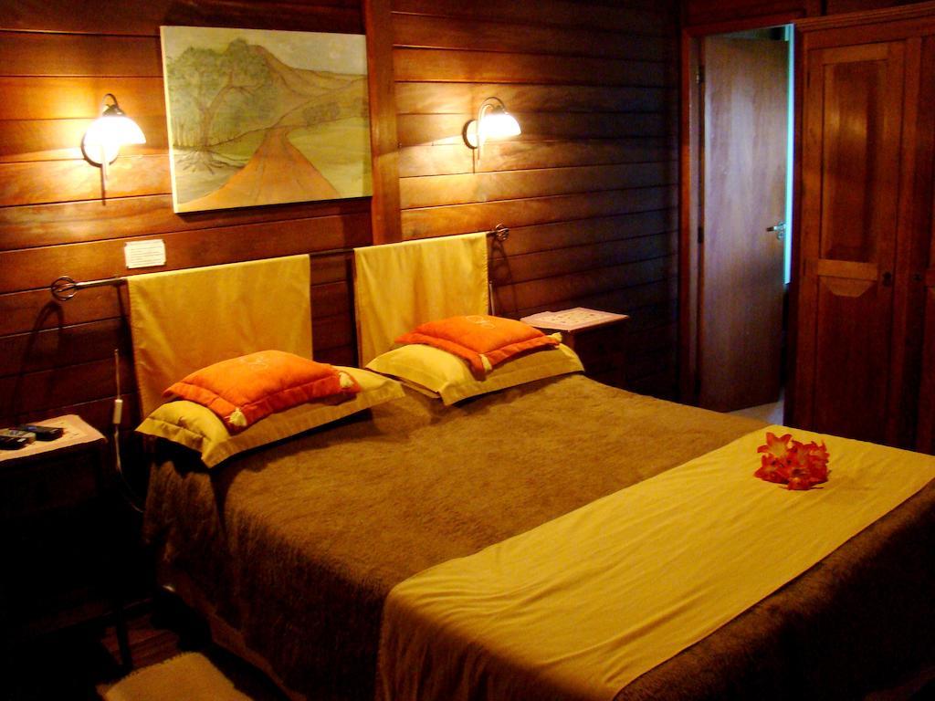 Lodge Fogo Eterno